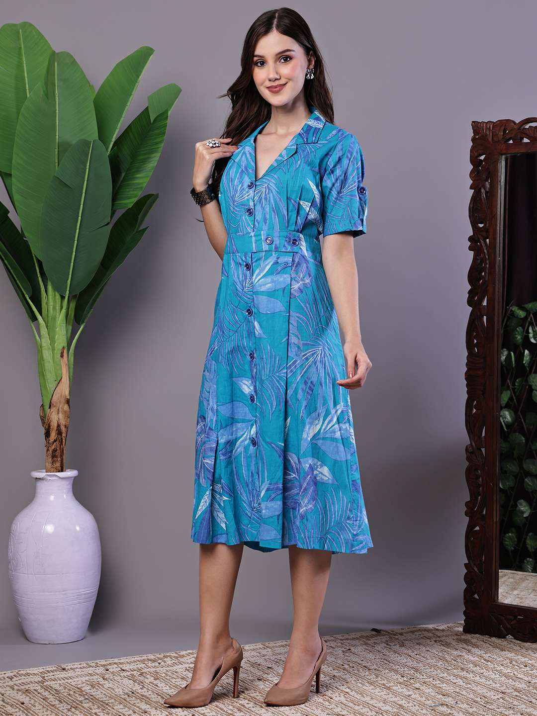 Women's Blue Floral Cotton Pleated Midi Dress with Collar - Image 3